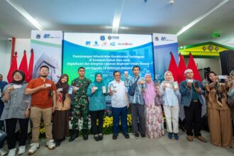 Peluncuran Kartu JakMob oleh Gubernur DKI Jakarta, Pramono Anung disela-sela infrastruktur konektivitas terintegrasi di kawasan Dukuh Atas, Jakarta Pusat, Jumat (9/5/2025)./Ist