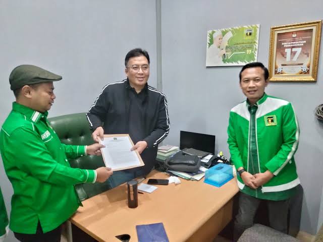 Ketua DPP PPP Idy Muzayyad dan Thobahul Aftoni yang saat melakukan koordinasi dengan pengurus DPW Bali beberapa waktu lalu./PPP.dok
