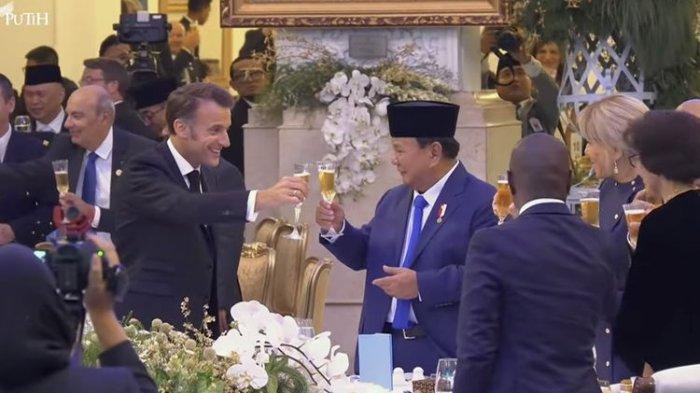 Presiden RI, Prabowo Subianto dan dan Presiden Prancis Emmanuel Macron bersulang di acara gala dinner di Istana Kepresidenan RI, Kamis (29/5/ 2025)./YouTube Setpres.dok